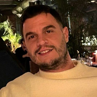 Damien, conseiller en investissement immobilier à Dubaï – DUBAIMMO